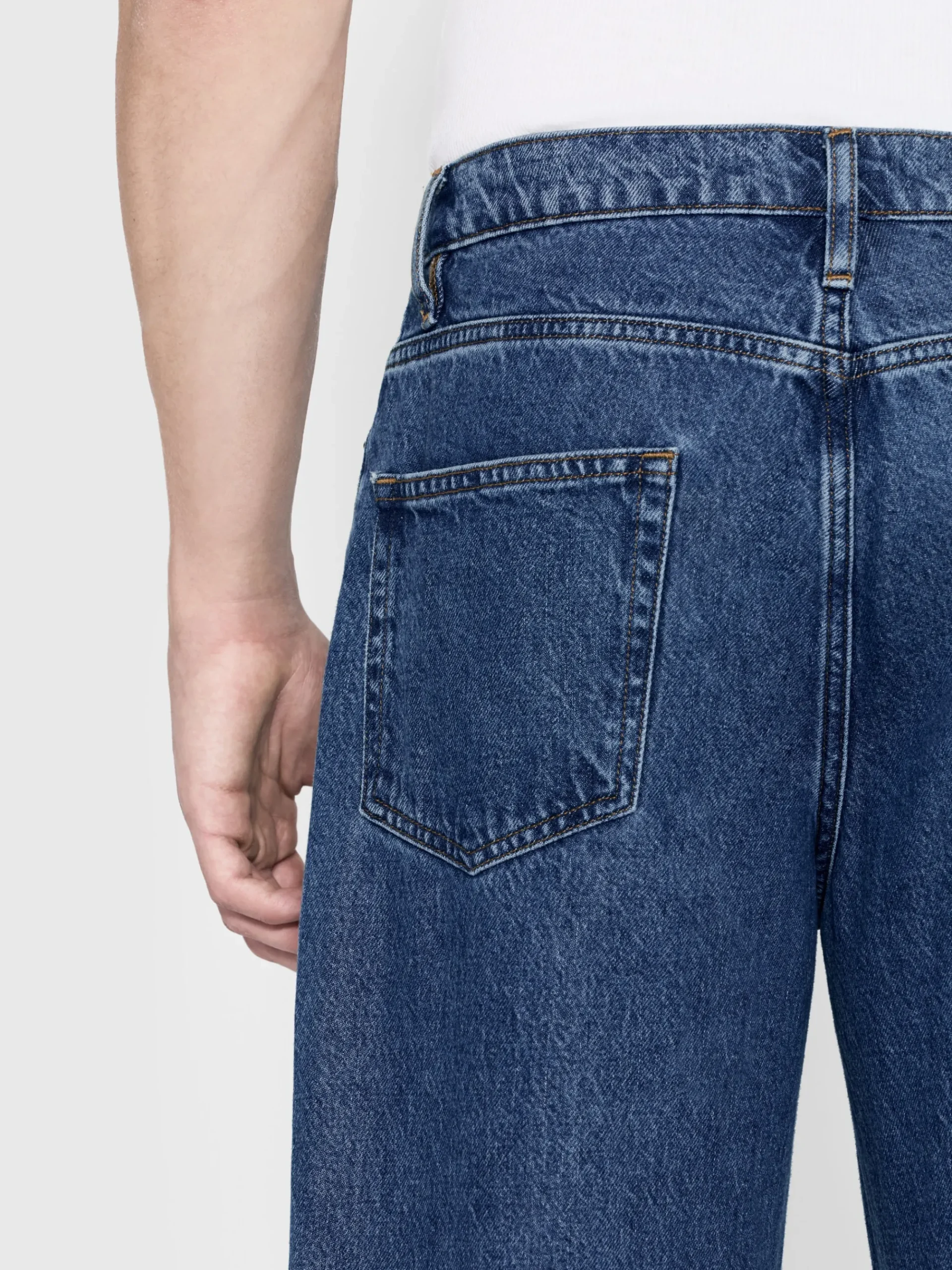 FRAME Baggy Jean in