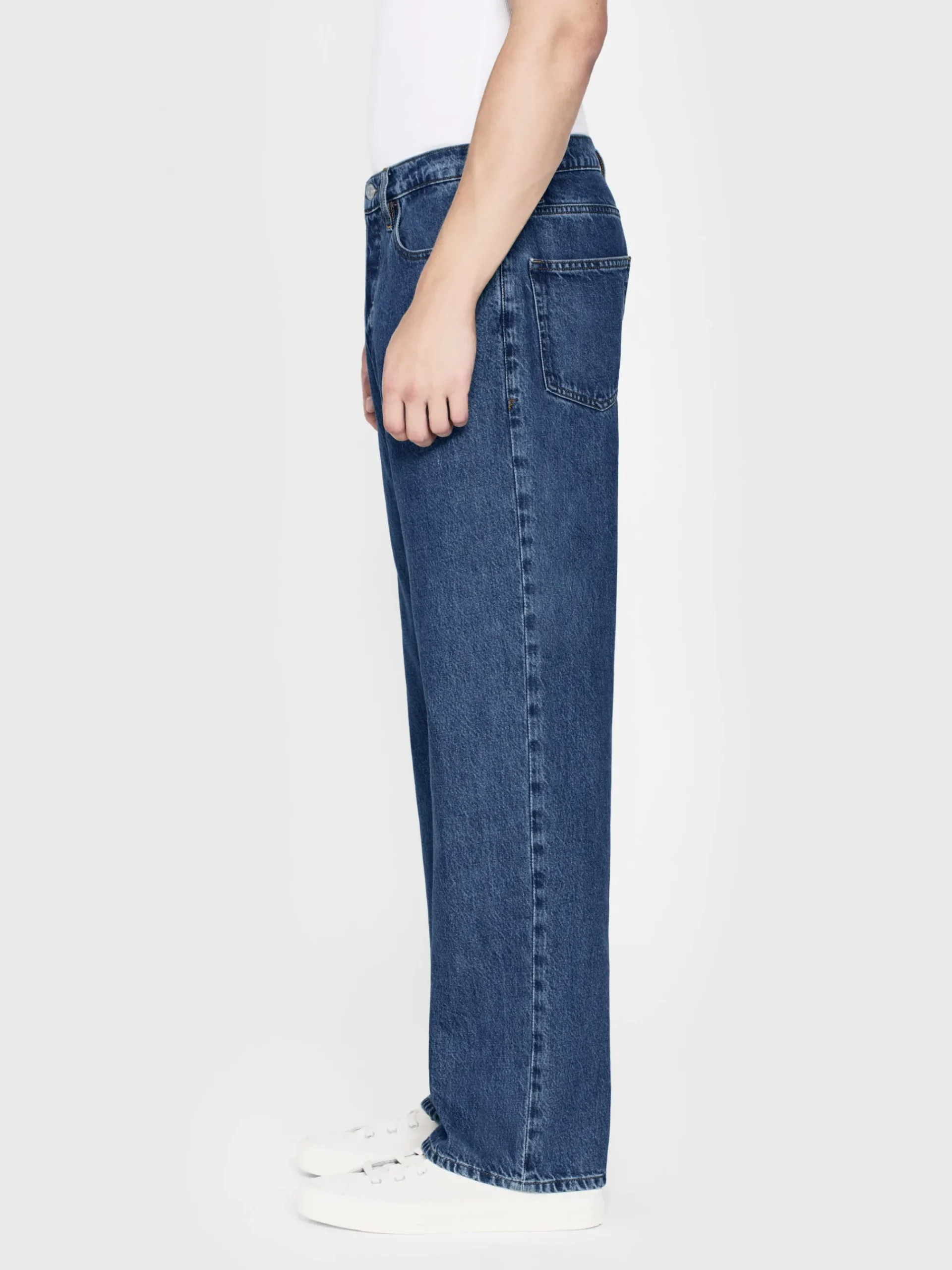 FRAME Baggy Jean in