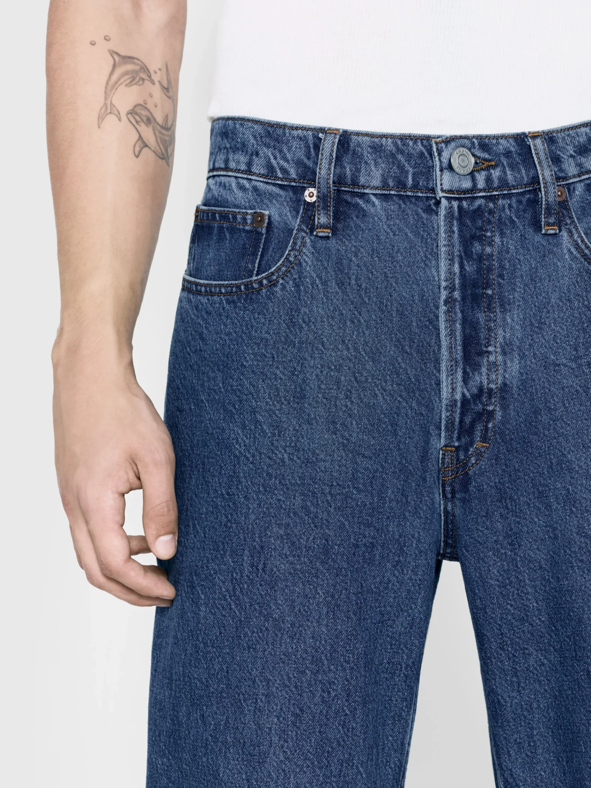 FRAME Baggy Jean in