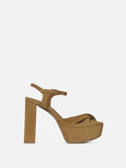 Women FRAME Camille Platform Heel in