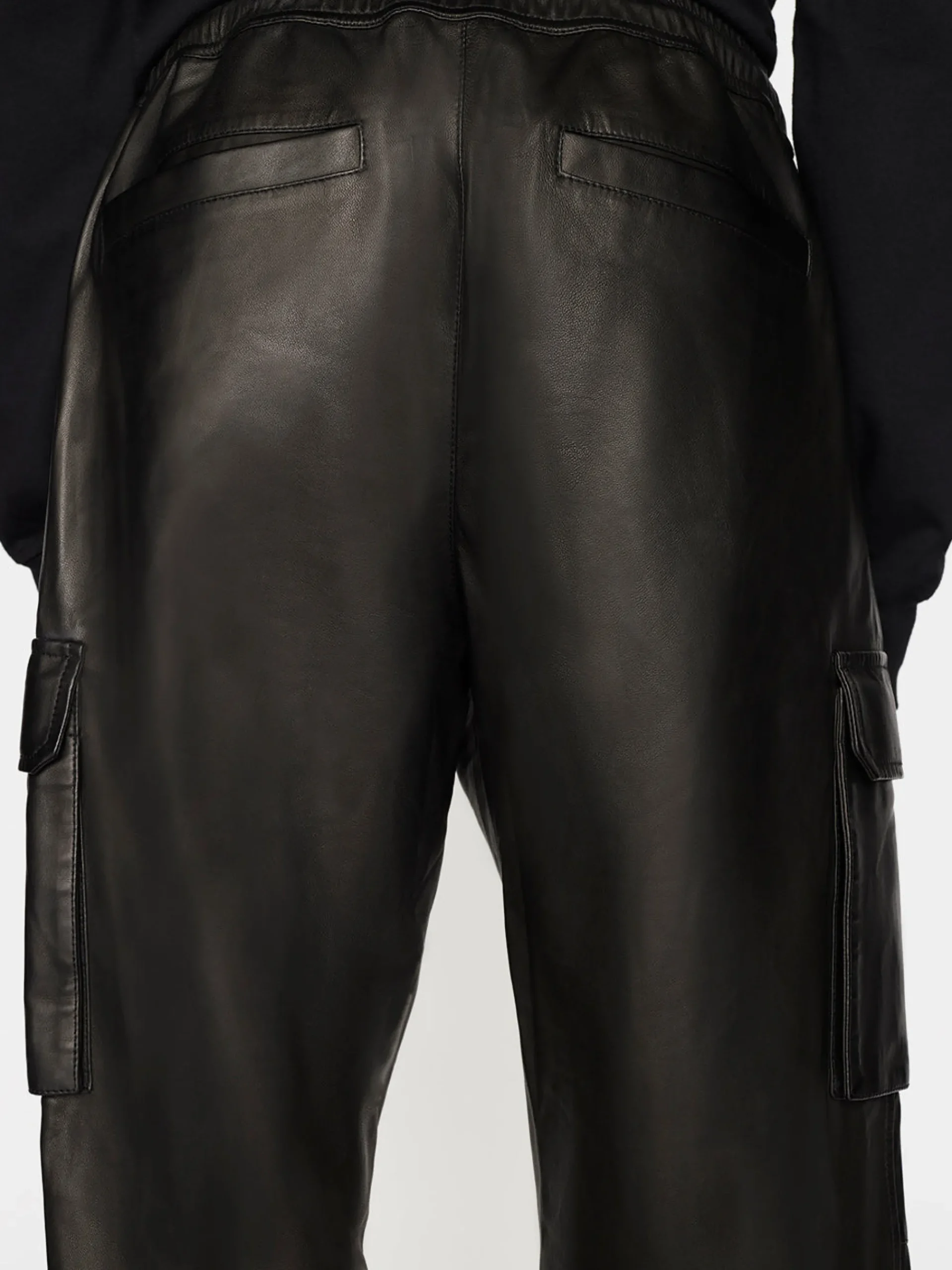 FRAME Cargo Leather Pant in