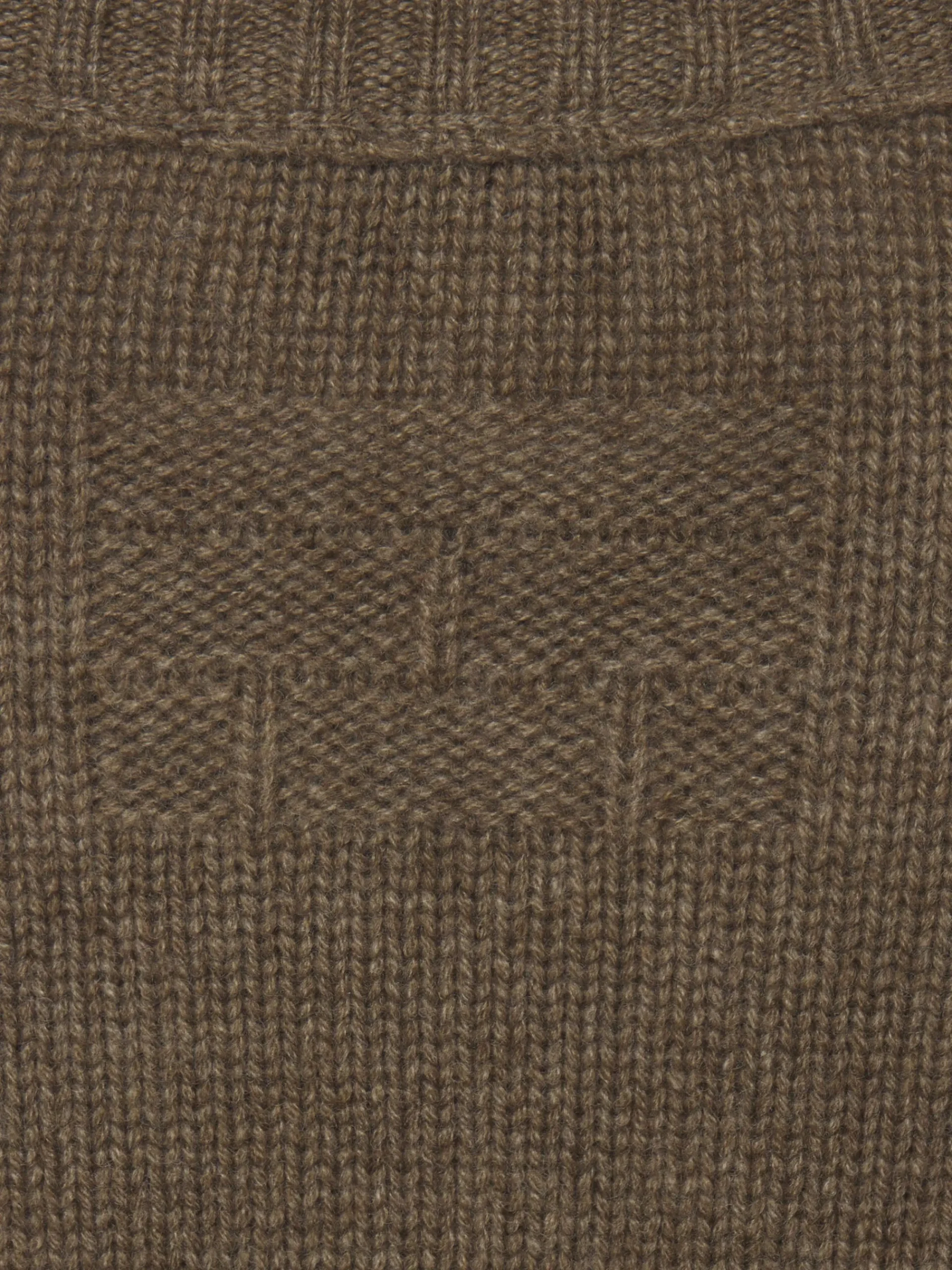 Women FRAME Cashmere Crewneck Sweater in Soft Mocha