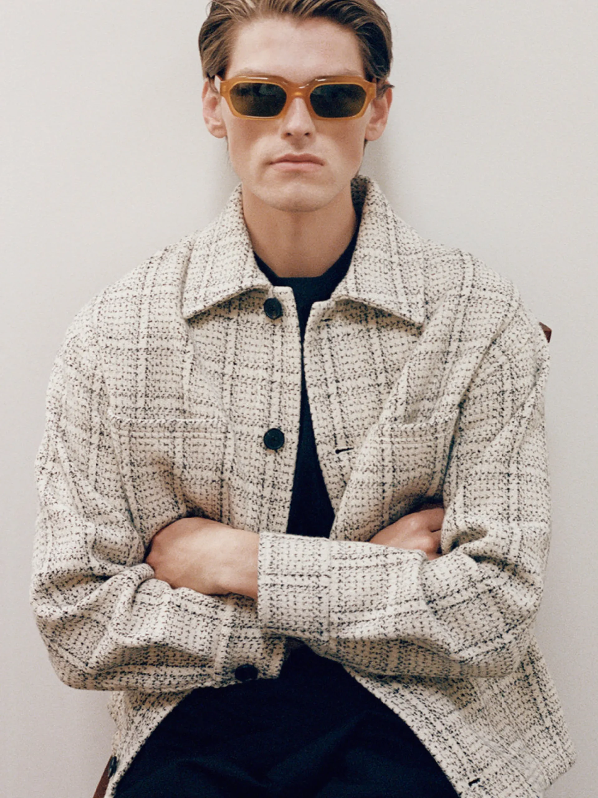 FRAME Flannel Overshirt Jacket in Off White Plaid