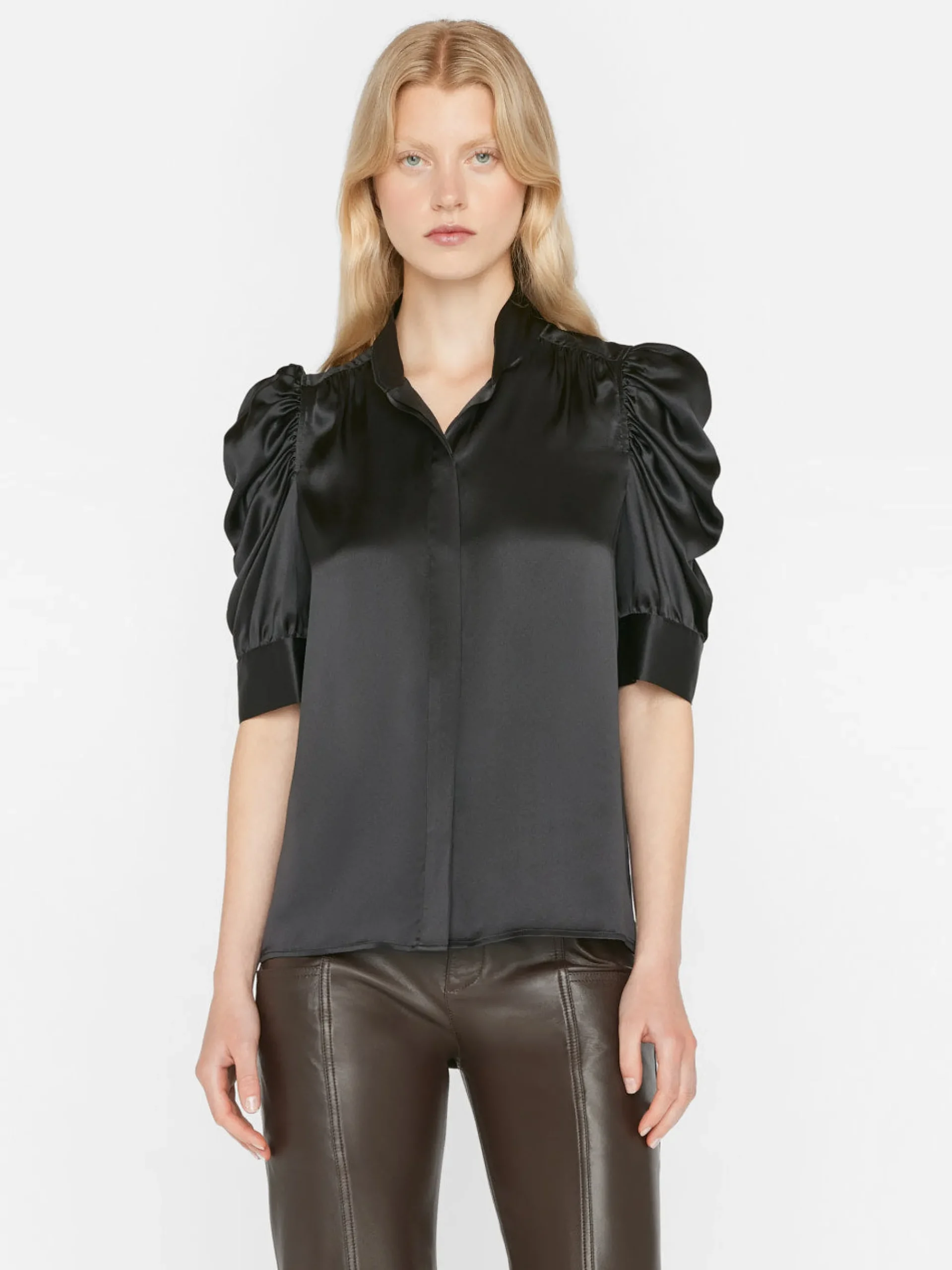 Women FRAME Gillian Top in Glossy