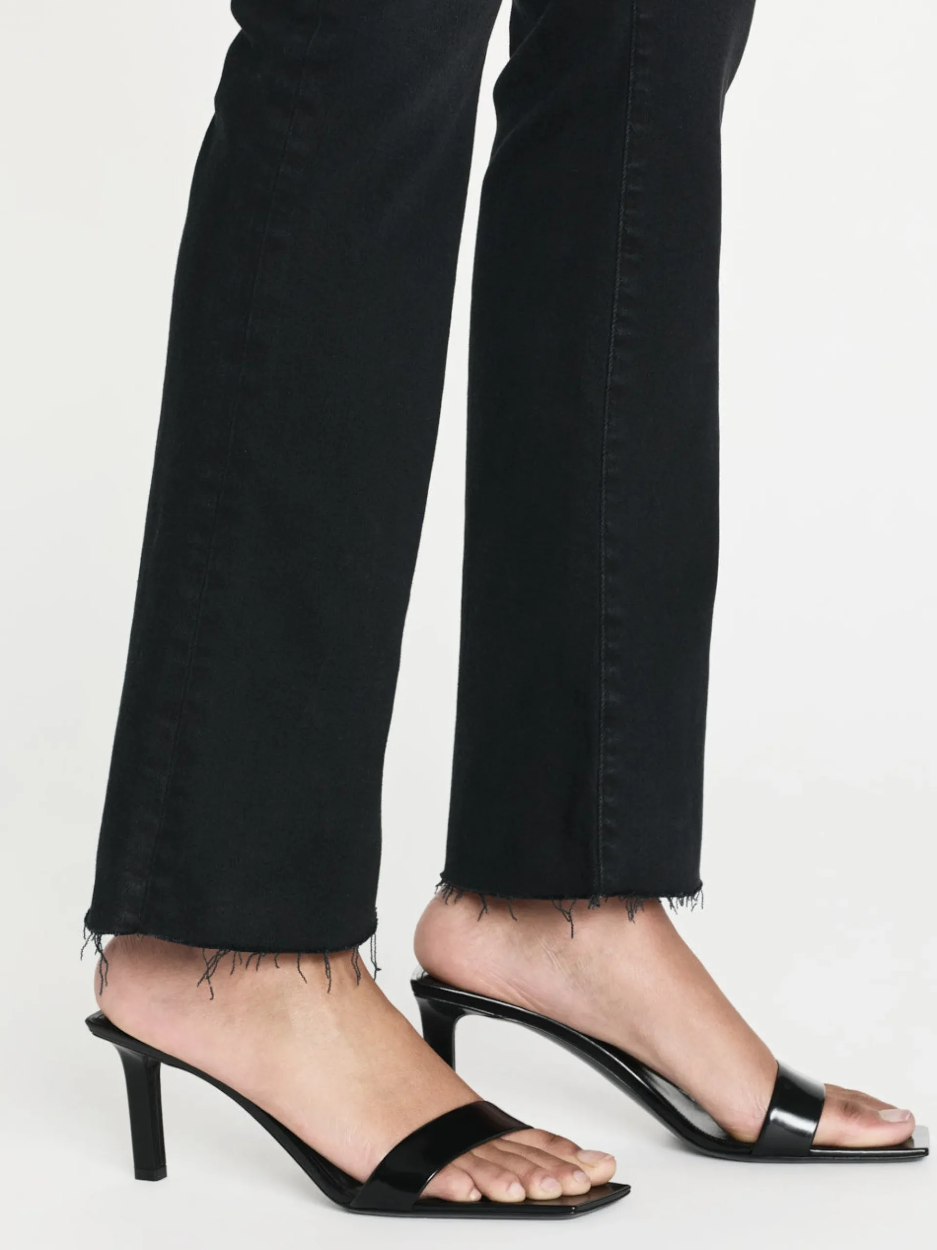 Women FRAME Le Crop Mini Boot Raw Fray in