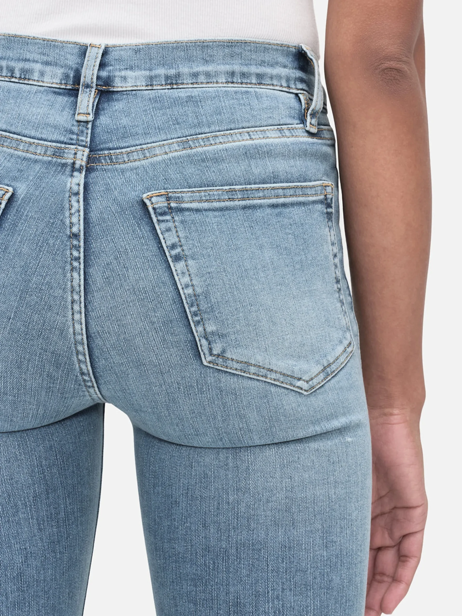 Women FRAME Le Easy Flare in