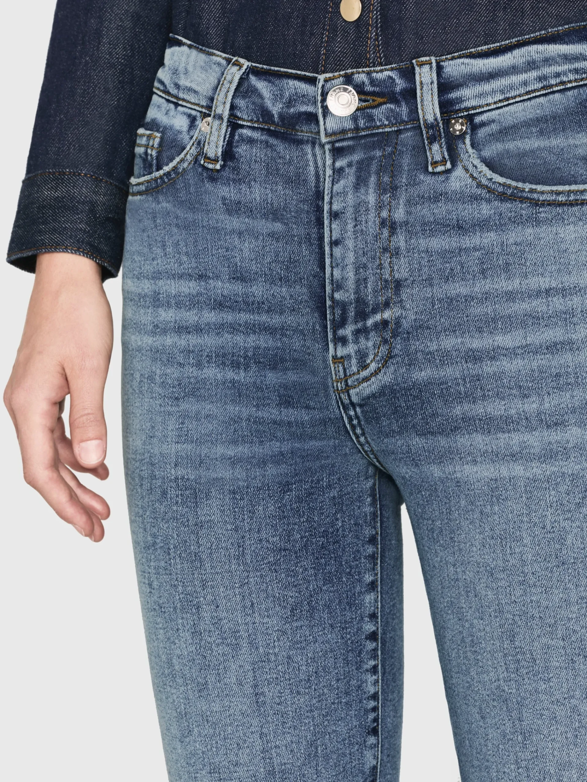 Women FRAME Le Easy Flare in Rowley Raw After