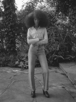 Women FRAME Le Jane Crop in Rhode Grind