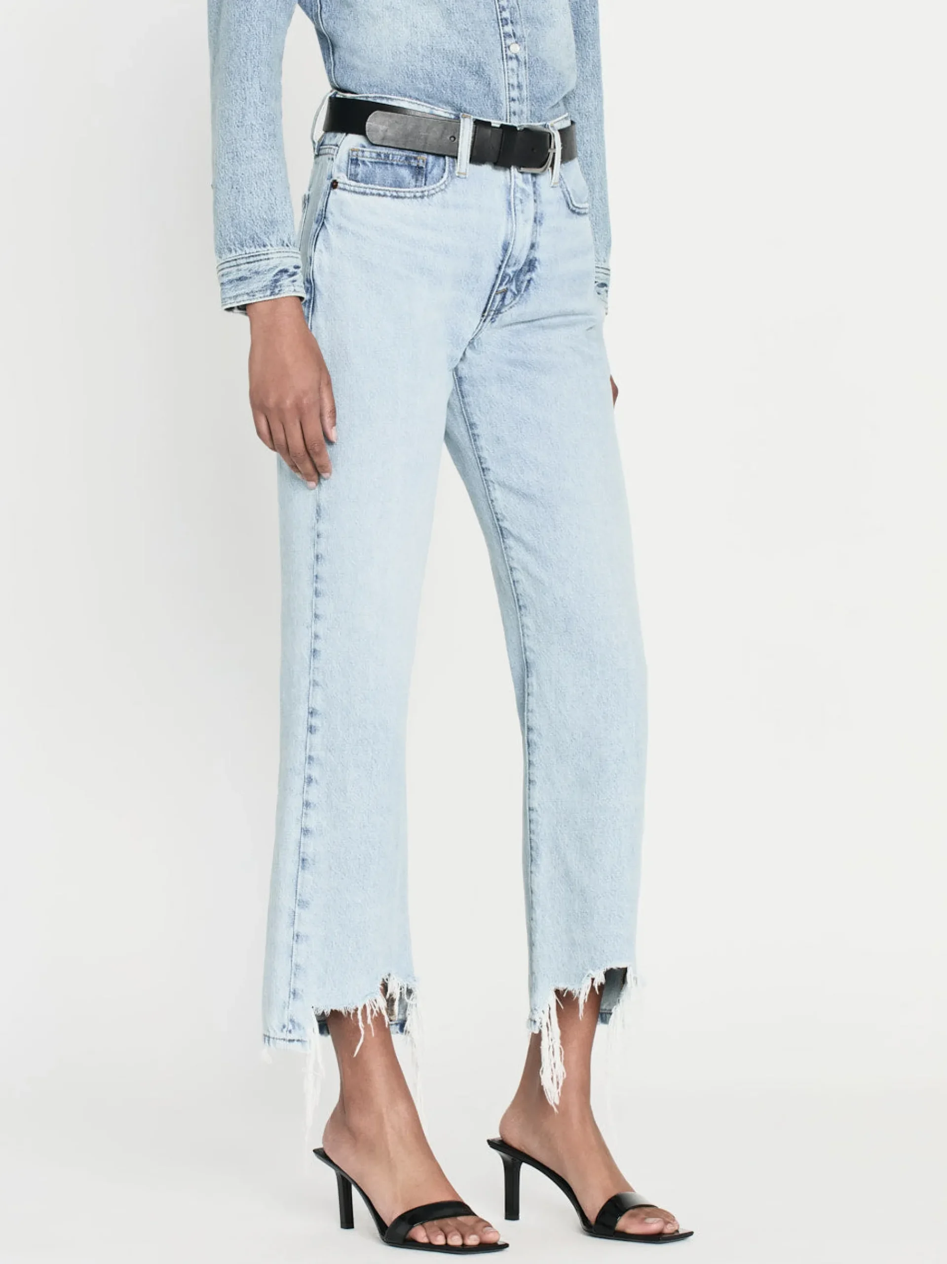 Women FRAME Le Jane Crop Bite Hem in Fizz Indigo