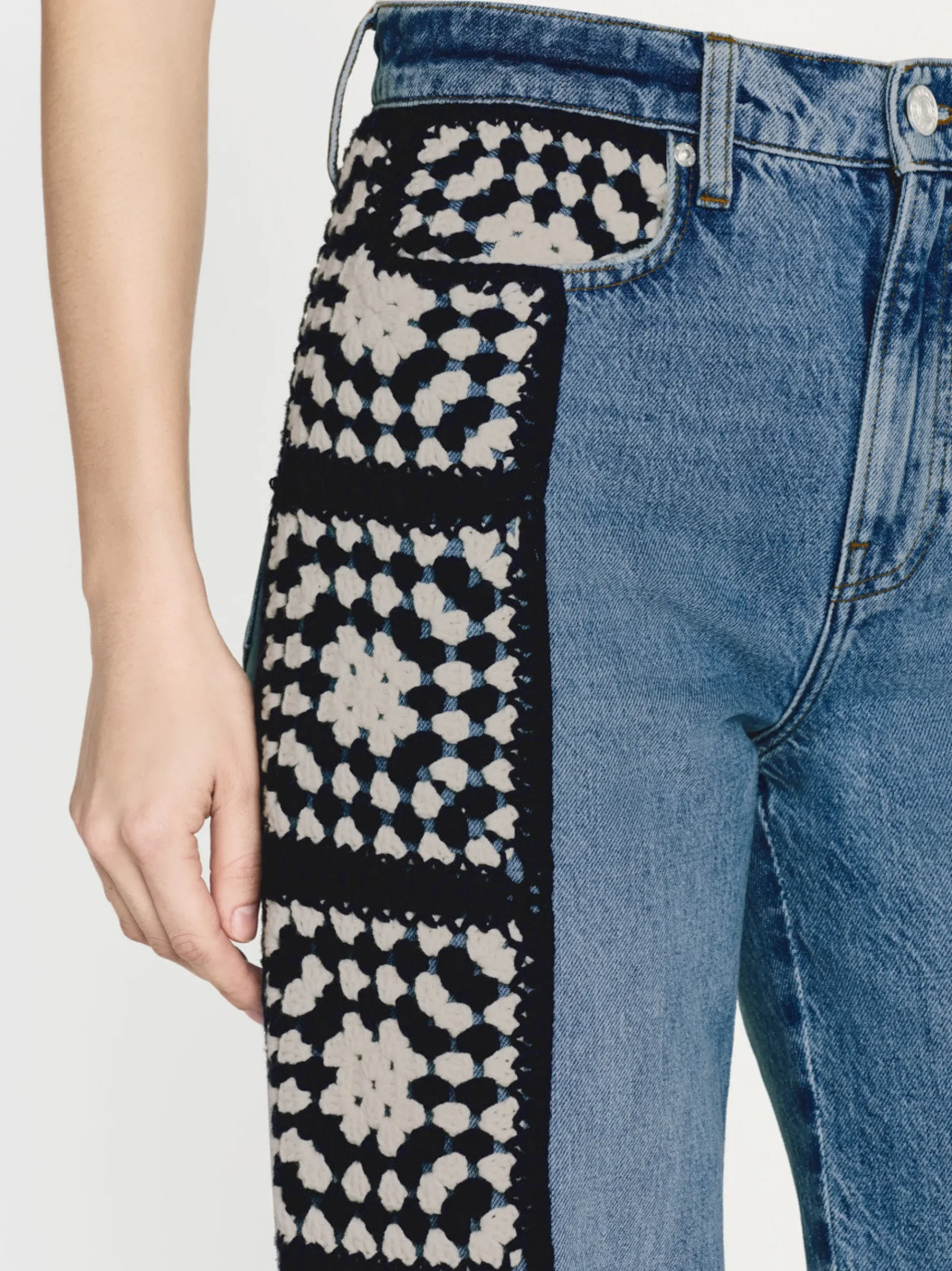 Women FRAME Le Jane Crop Crochet in Baines Clean