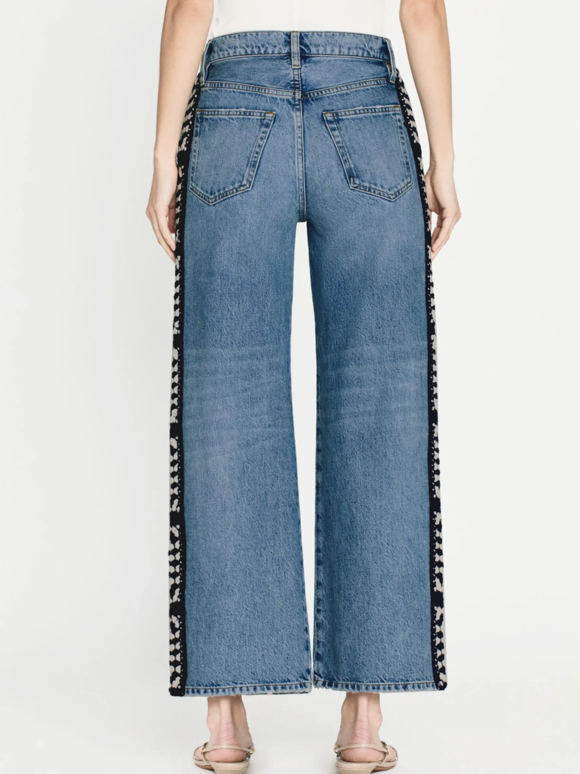 Women FRAME Le Jane Crop Crochet in Baines Clean