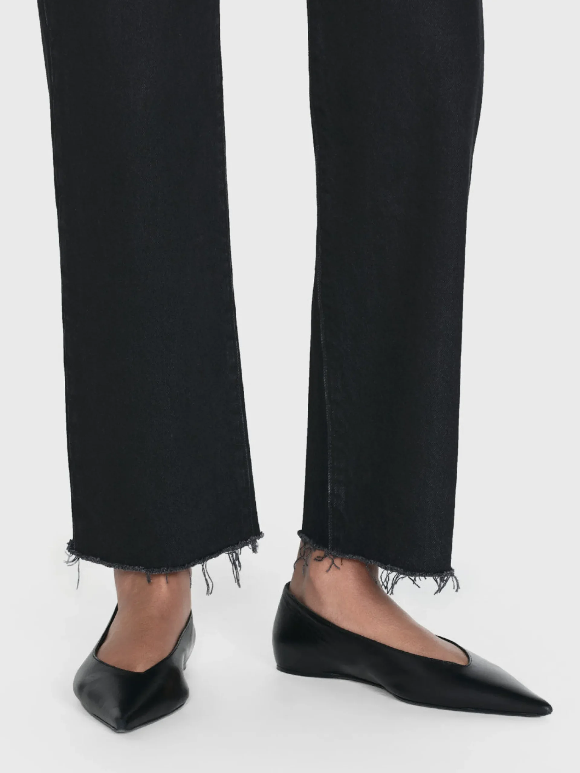 Women FRAME Le Jane Crop Raw Fray in