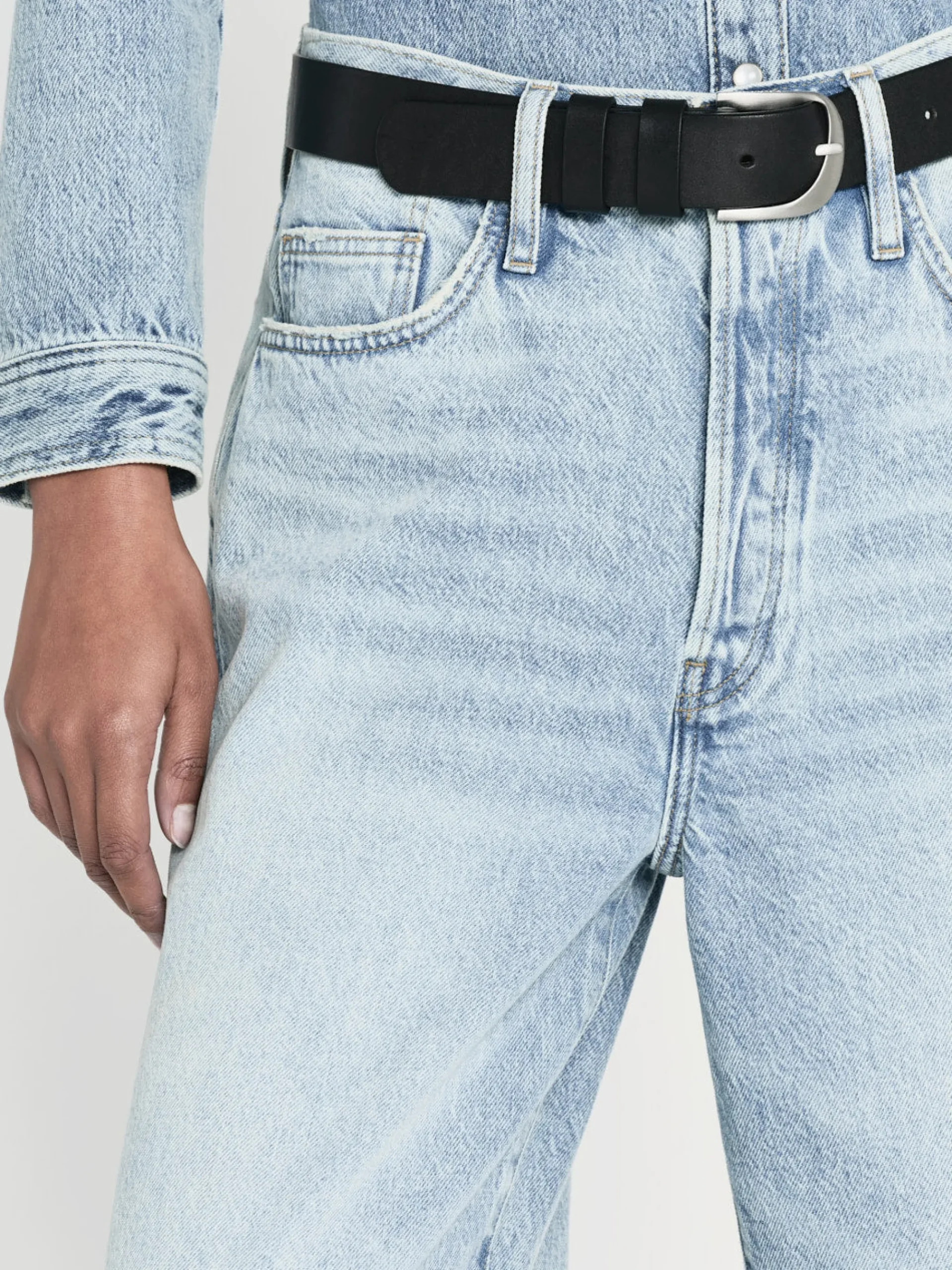 Women FRAME Le Low Baggy Wide Leg in Fizz Indigo