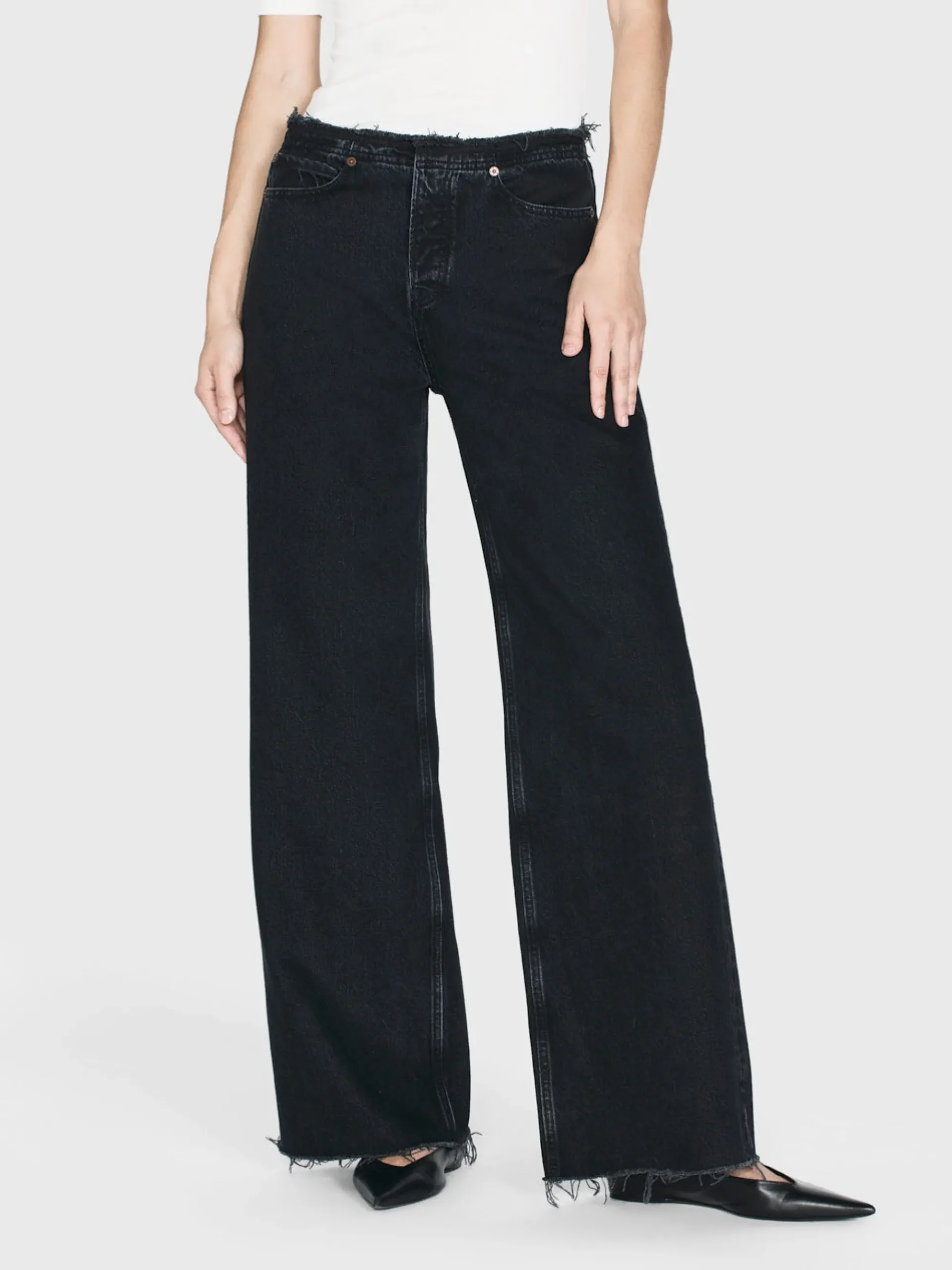 Women FRAME Le Low Baggy Wide Leg Cut Off in