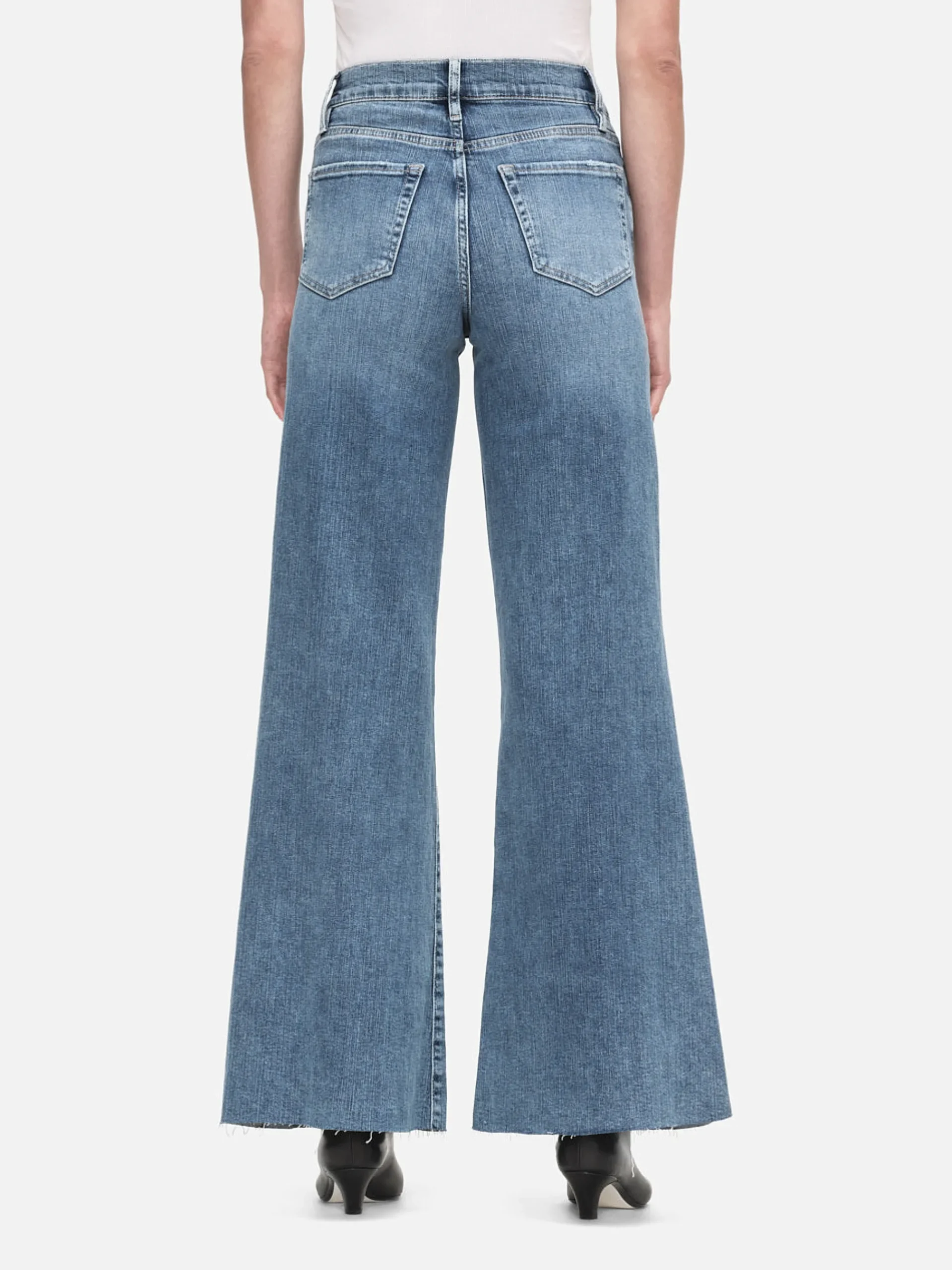 Women FRAME Le Palazzo Crop in Daphne Blue