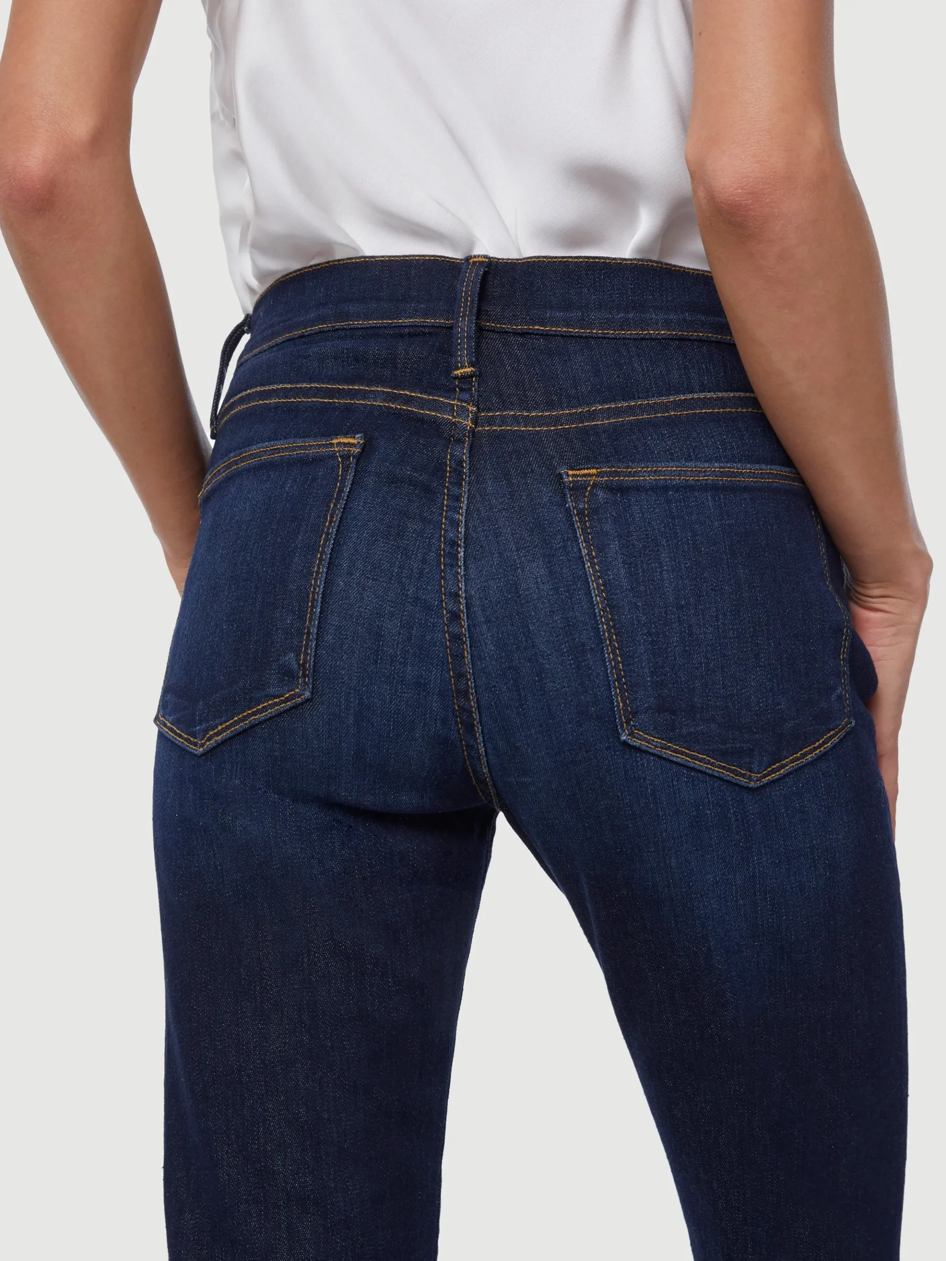 Women FRAME Le Pixie High Flare in