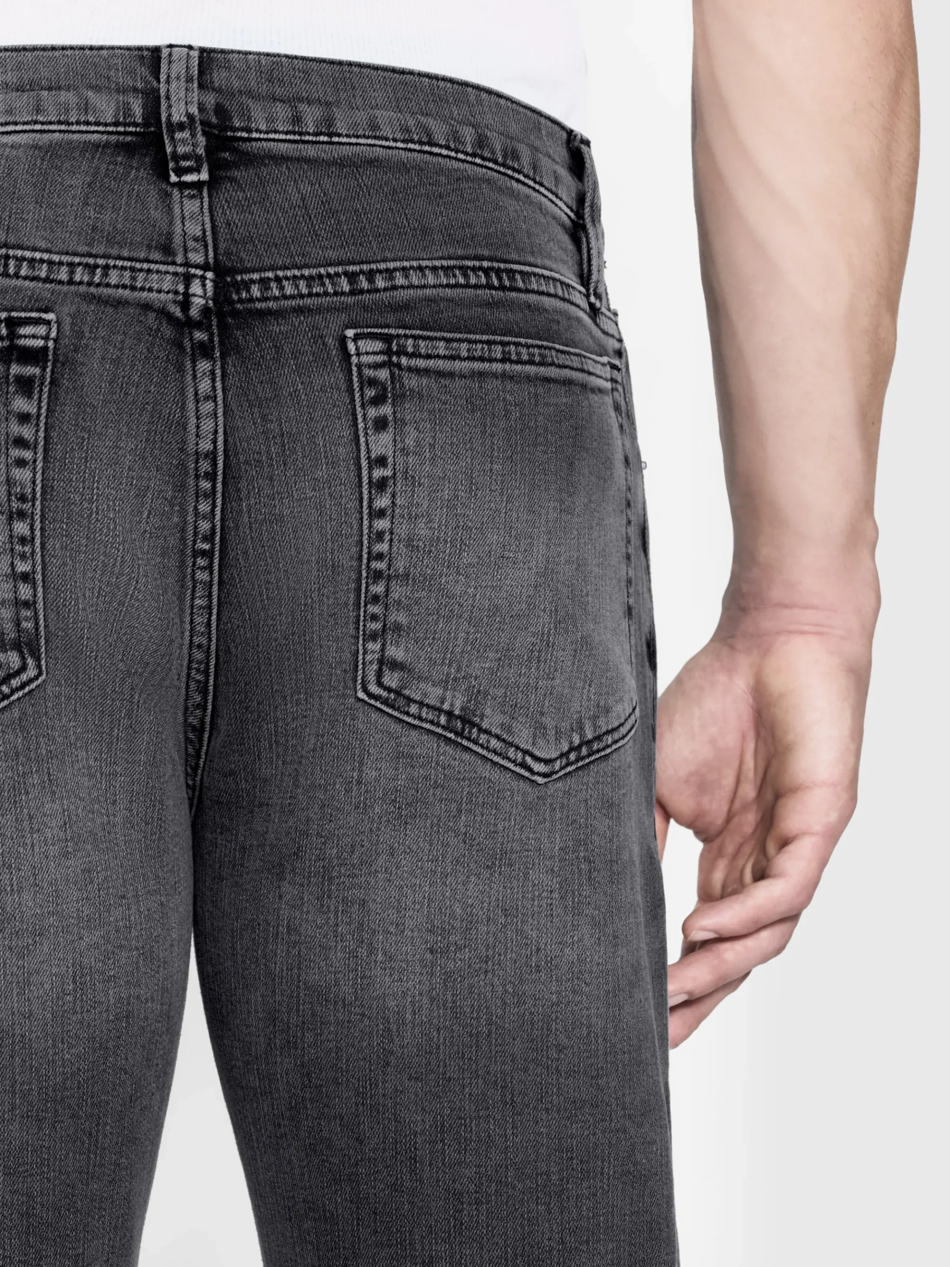 FRAME Modern Straight in