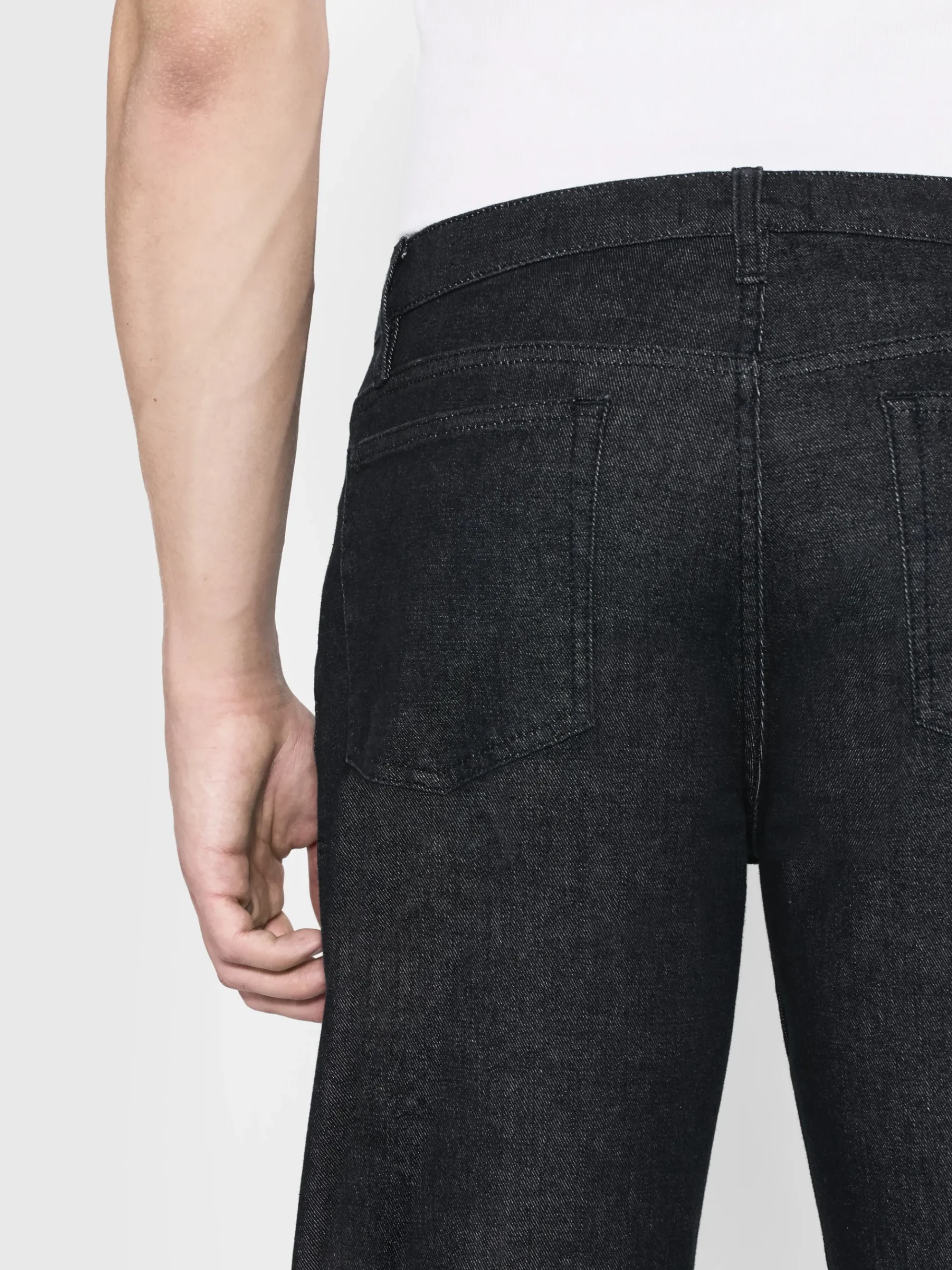 FRAME Modern Straight in