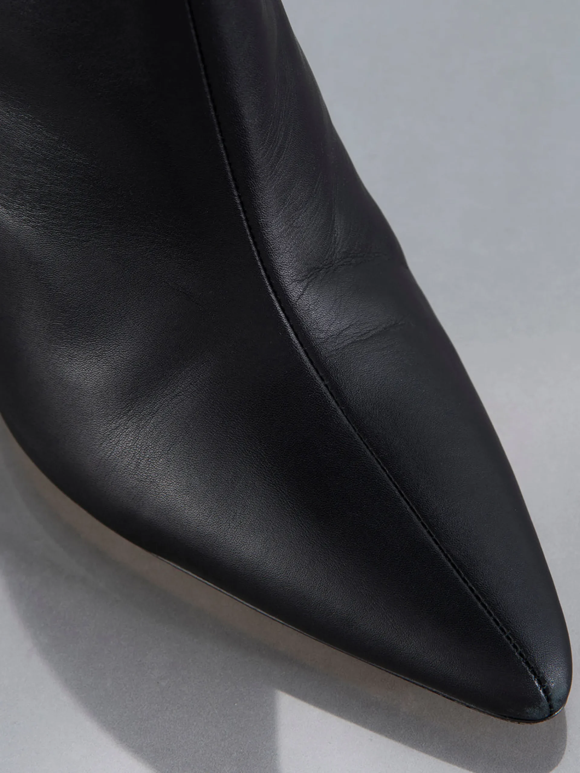 Women FRAME Odette Bootie in