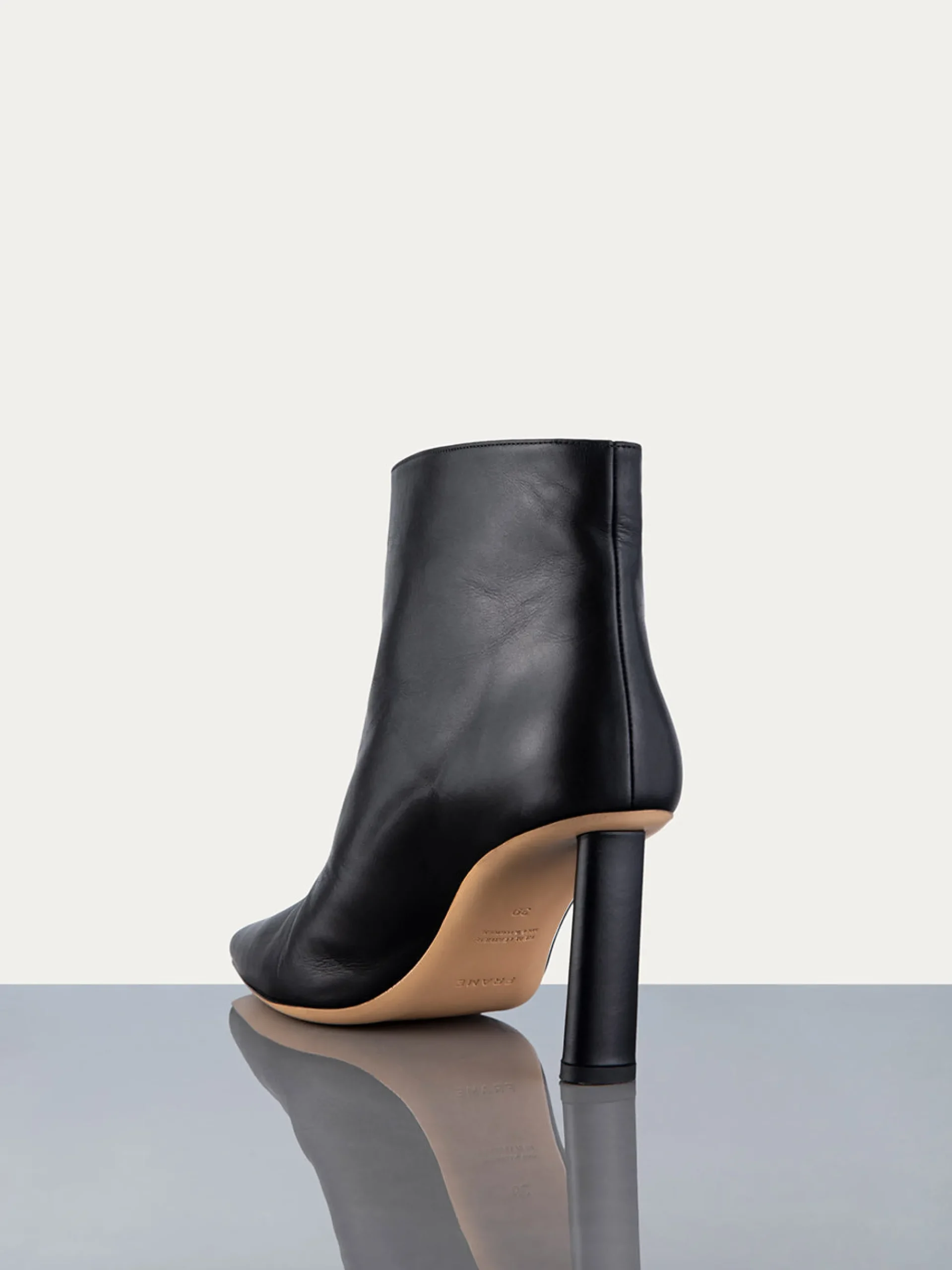Women FRAME Odette Bootie in