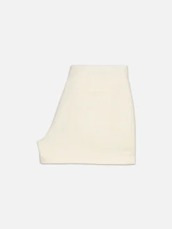 Women FRAME Patch Pocket Trouser Short in