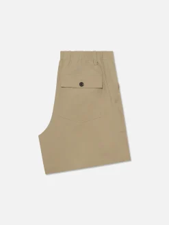 FRAME Patch Traveler Short in Dark Beige