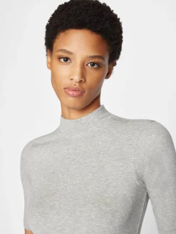 Women FRAME Refined Rib Mock Neck in Gris Heather