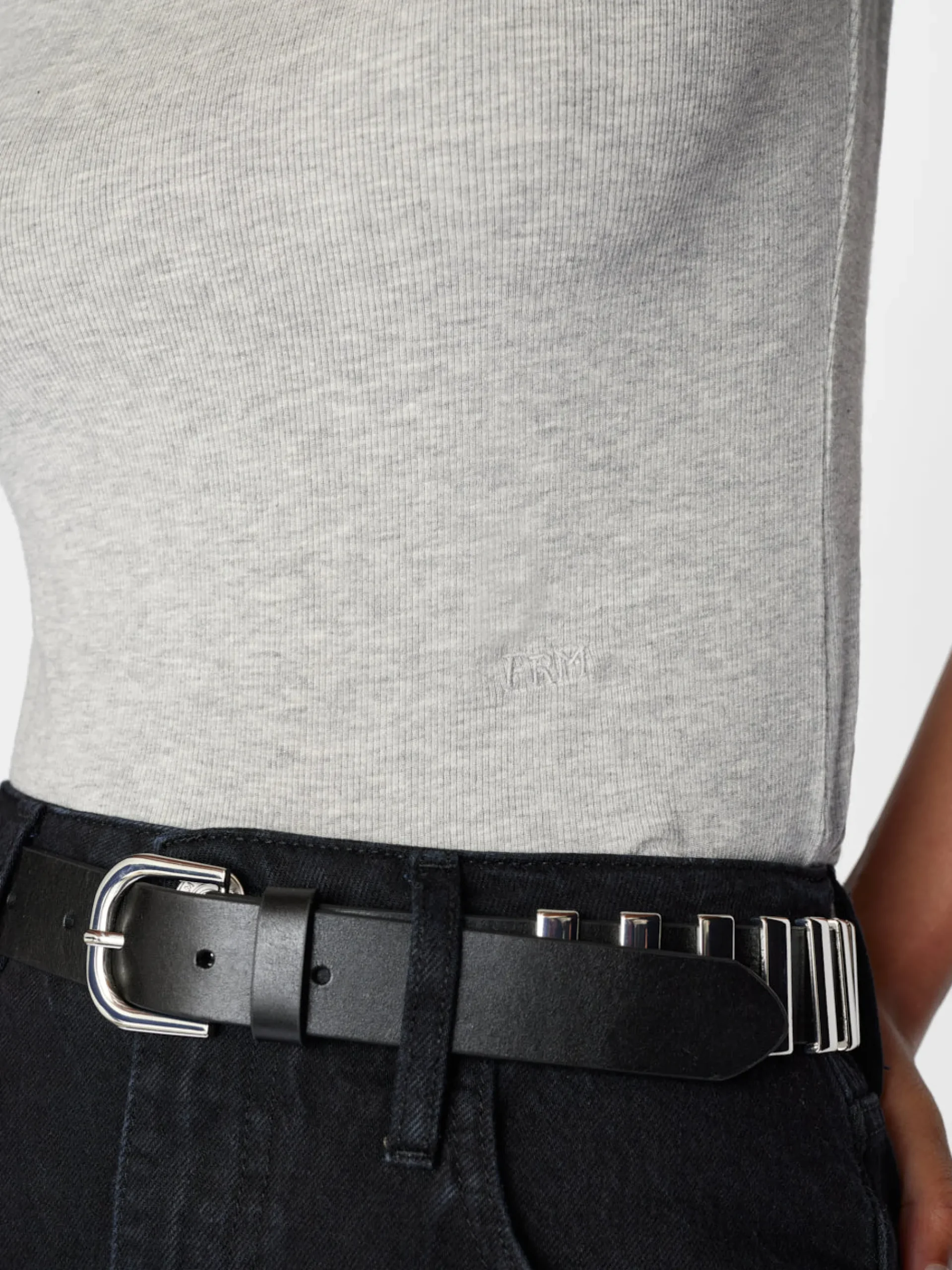 Women FRAME Refined Rib Mock Neck in Gris Heather