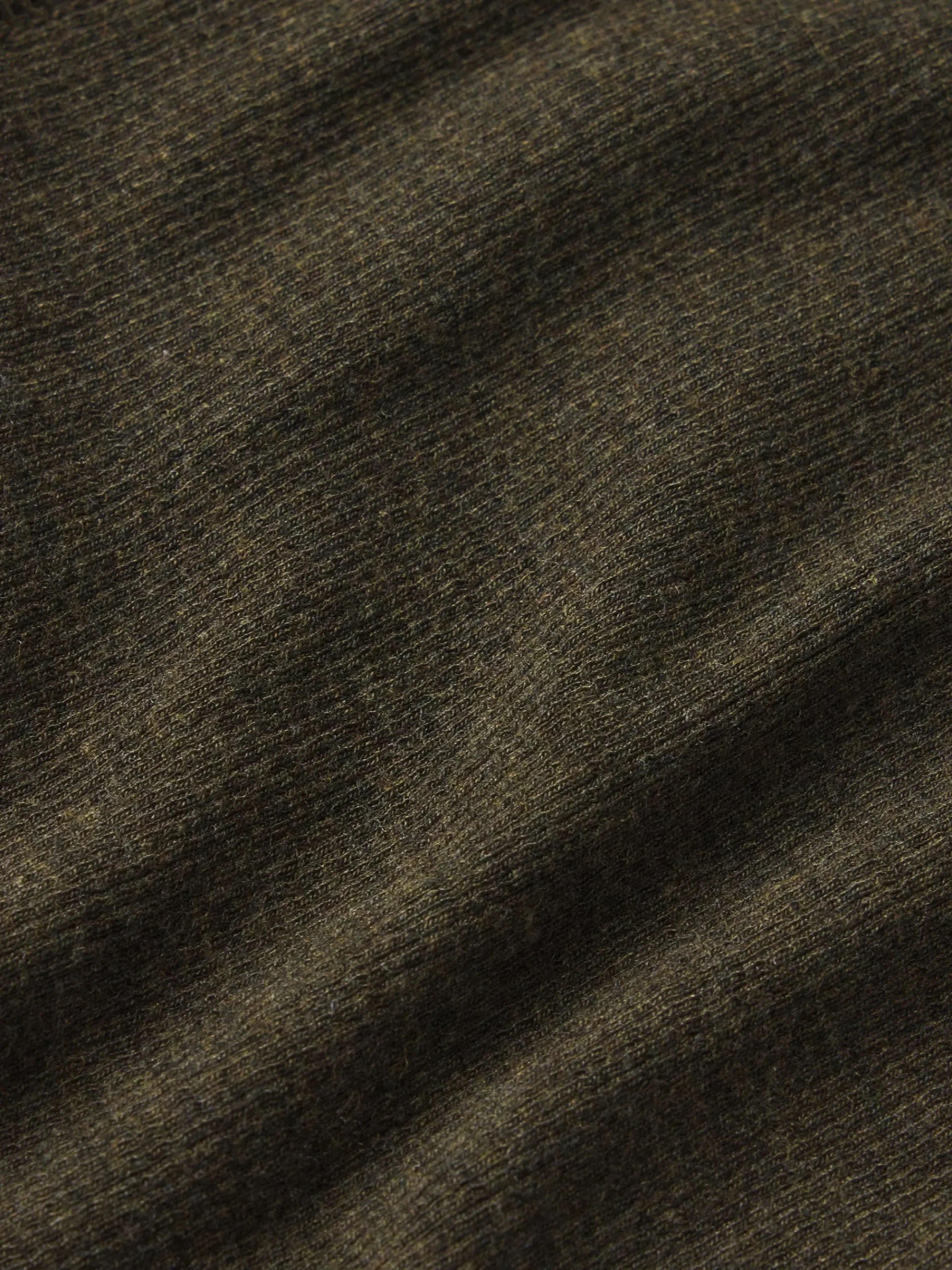 Women FRAME Rib Scoop Neck Tank in Rich Military Heather