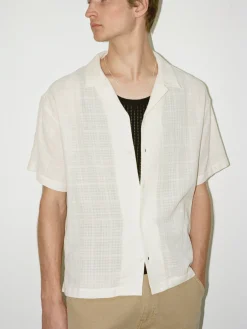 FRAME Short Sleeve Camp Collar Shirt in Off White