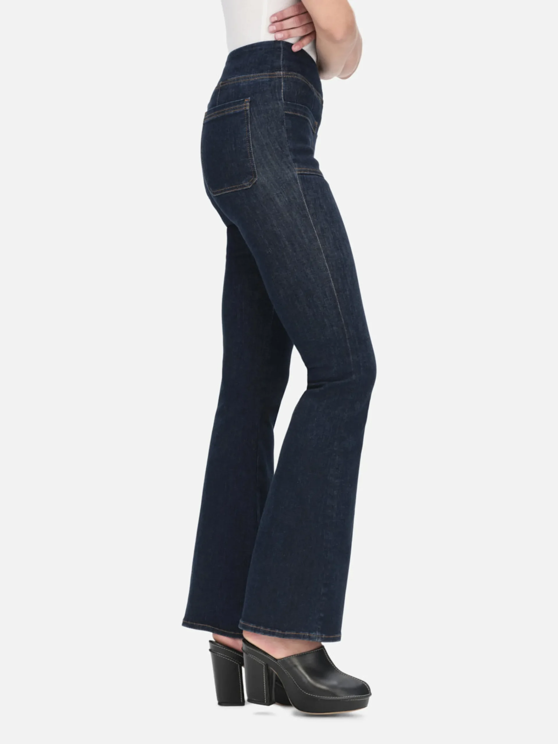 Women FRAME The Bardot Jetset in