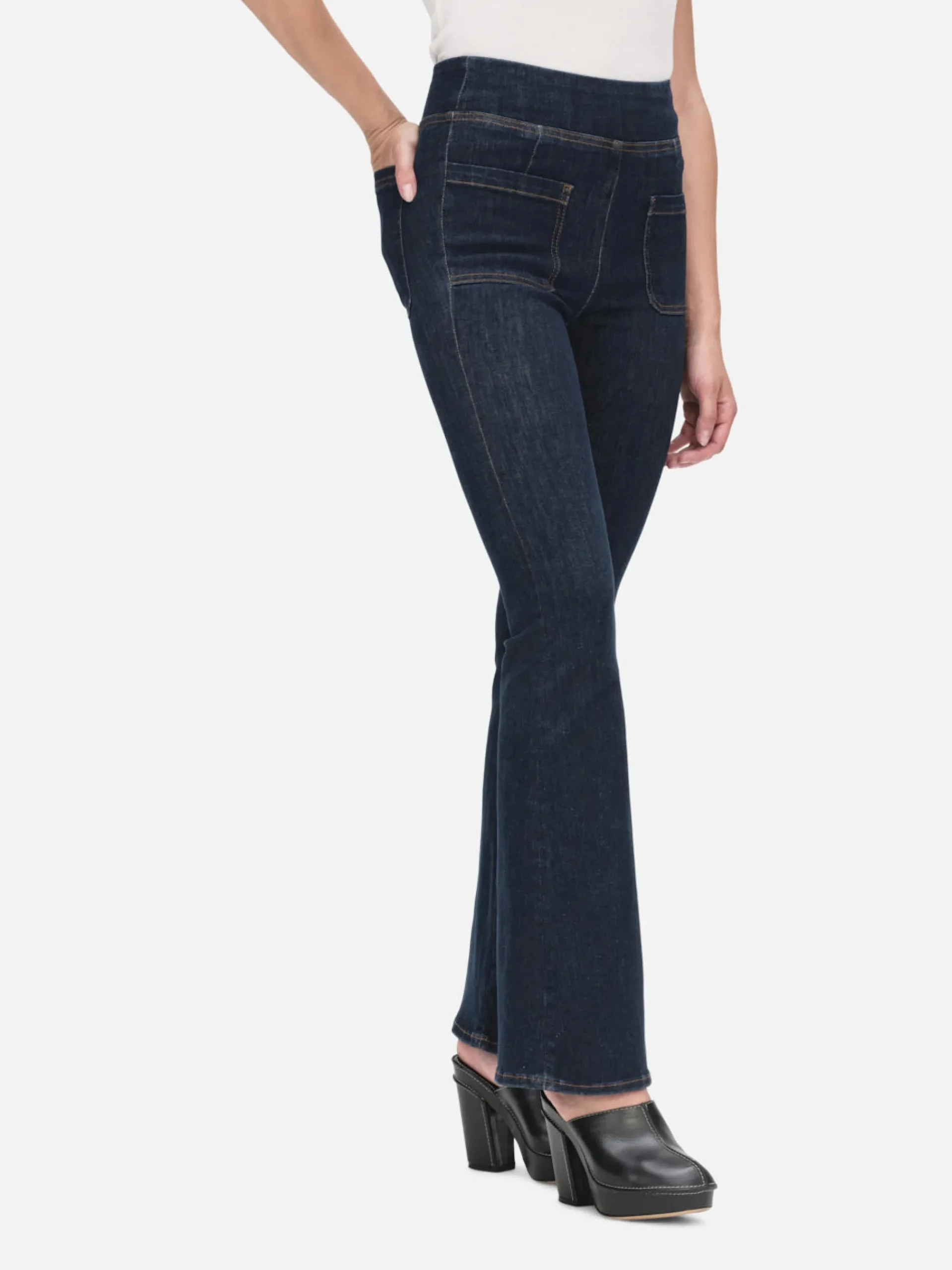 Women FRAME The Bardot Jetset in