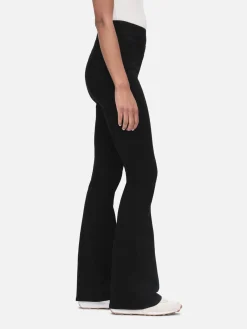 Women FRAME The Jetset Flare in Sheen Noir