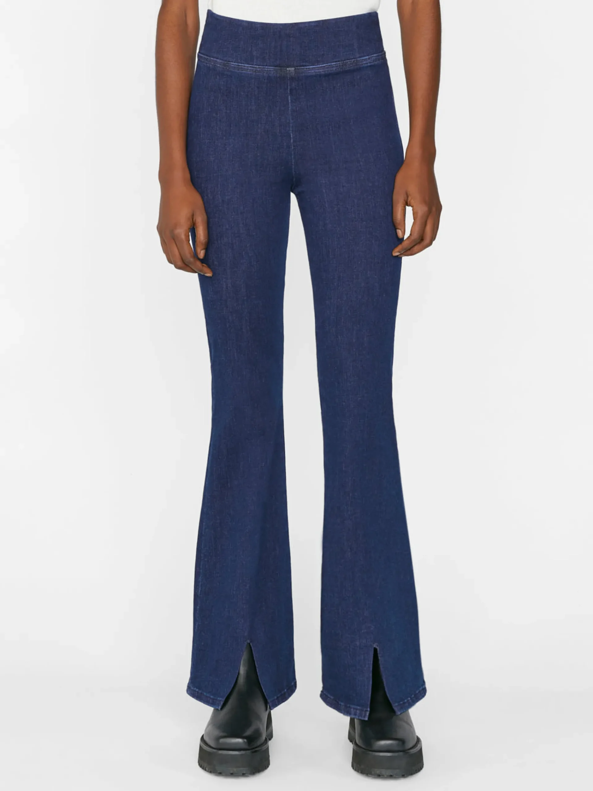Women FRAME The Jetset Slit Flare in