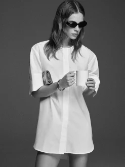 Women FRAME The Sunday Shirt in